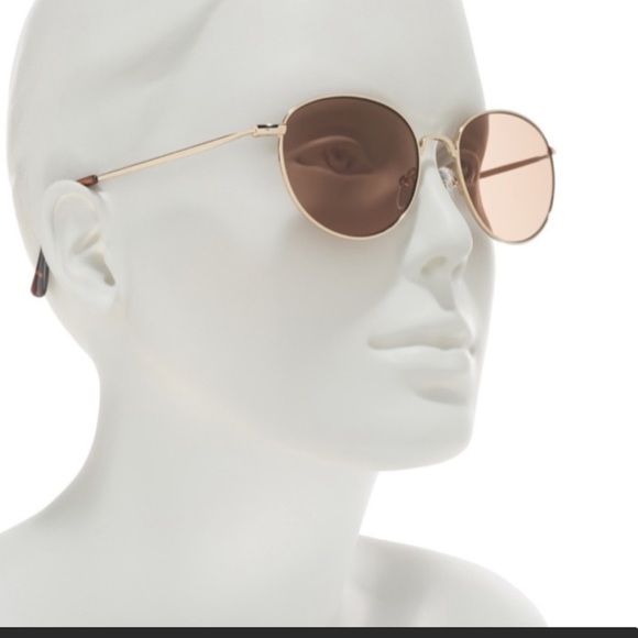 Joe’s Jeans Sunglasses - Picture 10 of 10